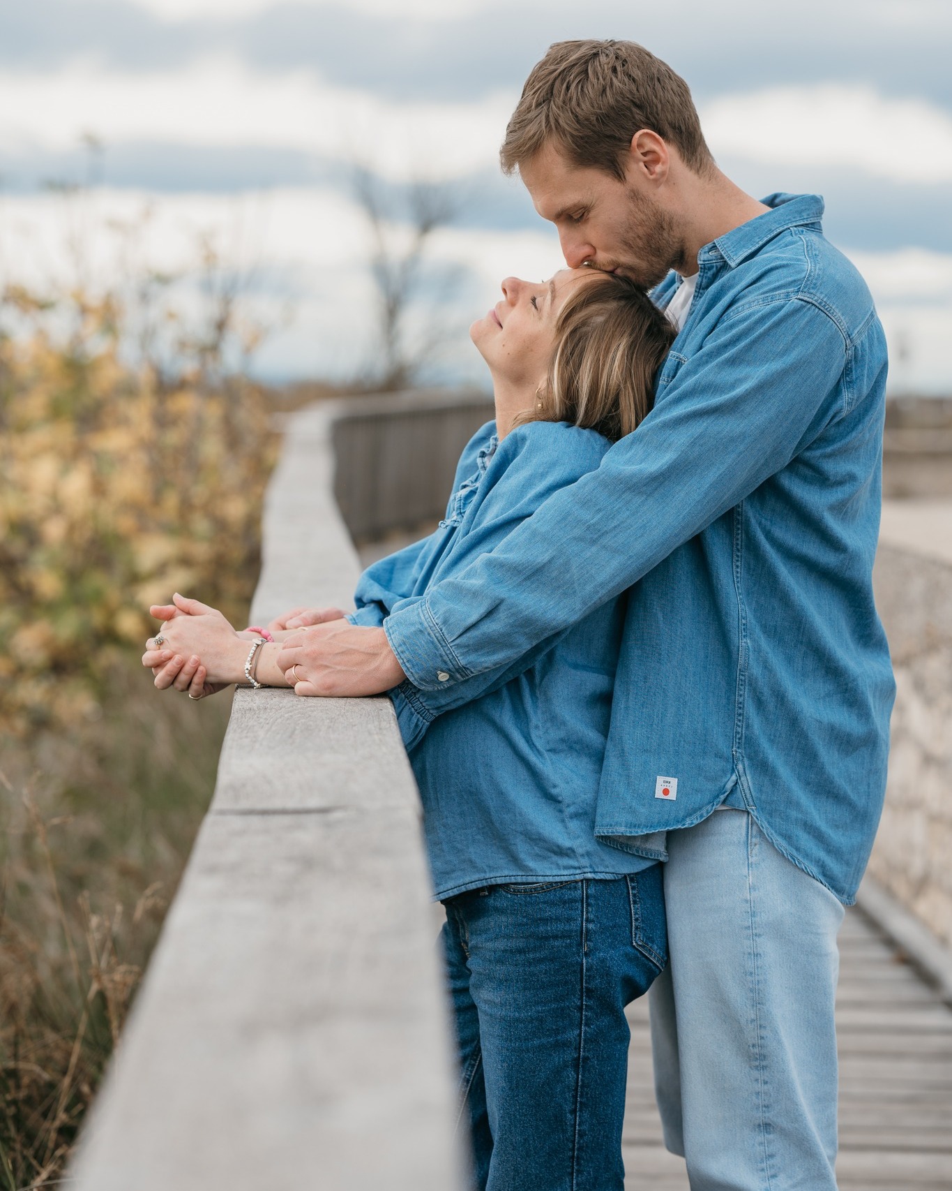 ✨ 𝐒𝐞́𝐚𝐧𝐜𝐞 𝐄𝐧𝐠𝐚𝐠𝐞𝐦𝐞𝐧𝐭 𝐎𝐟𝐟𝐞𝐫𝐭𝐞 ✨
Parce que chaque histoire d’amour mérite d’être gravée ! Pour toute réservation de 𝐫𝐞𝐩𝐨𝐫𝐭𝐚𝐠𝐞 𝐝𝐞 𝐦𝐚𝐫𝐢𝐚𝐠𝐞, profitez d’une 𝐬𝐞́𝐚𝐧𝐜𝐞 𝐞𝐧𝐠𝐚𝐠𝐞𝐦𝐞𝐧𝐭 𝐨𝐟𝐟𝐞𝐫𝐭𝐞 pour immortaliser votre complicité avant le grand jour.
🎁 Une occasion parfaite pour faire connaissance, vous familiariser avec l’objectif et, pourquoi pas, obtenir de belles photos pour vos faire-part !
📩 𝐑𝐞́𝐬𝐞𝐫𝐯𝐞𝐳 𝐝𝐞̀𝐬 𝐦𝐚𝐢𝐧𝐭𝐞𝐧𝐚𝐧𝐭 𝐯𝐨𝐭𝐫𝐞 𝐫𝐞𝐩𝐨𝐫𝐭𝐚𝐠𝐞 𝐝𝐞 𝐦𝐚𝐫𝐢𝐚𝐠𝐞 !
.
.
📍𝐃𝐚𝐧𝐬 𝐥𝐞 𝐆𝐚𝐫𝐝, 𝐥’𝐇𝐞́𝐫𝐚𝐮𝐥𝐭 & 𝐩𝐚𝐫𝐭𝐨𝐮𝐭 𝐚𝐢𝐥𝐥𝐞𝐮𝐫𝐬
💌 𝐜𝐢𝐧𝐝𝐲𝐟𝐥𝐩.𝐩𝐡𝐨𝐭𝐨𝐠𝐫𝐚𝐩𝐡𝐢𝐞@𝐠𝐦𝐚𝐢𝐥.𝐜𝐨𝐦
.
#mariage2026 #ReportageMariage #PhotographeMariage #photographenimes #séanceengagement