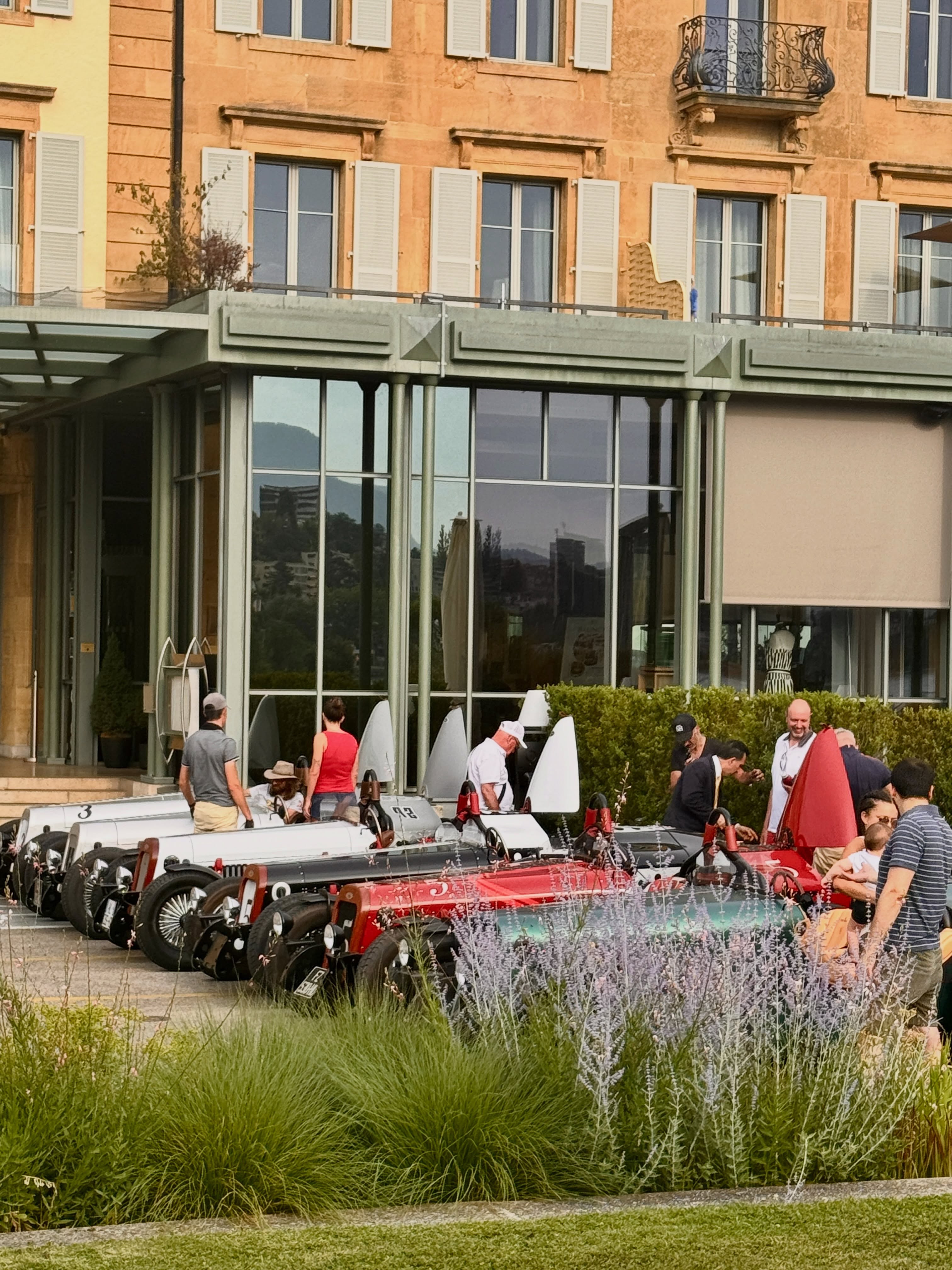 Merci au @beaurivageneuchatel pour l’accueil !
Equipe accueillante et professionnelle, une arrivée parfaite 👍
@devincicars @puredrive.info #voitureelectrique #neuchâtel